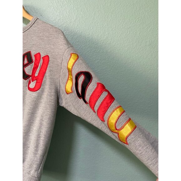 Disney Parks Disneyland Women's Grey Long Sleeve Mickey Mouse Pullover Sweater M - Picture 2 of 8